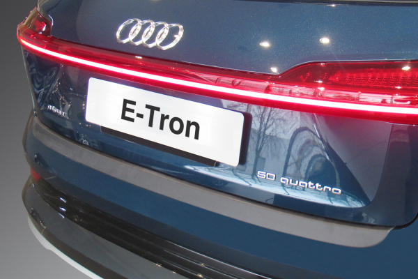 Rearguard Bumper protection Audi Etron