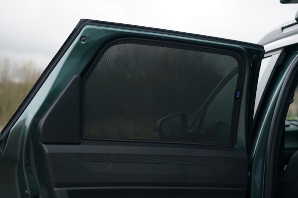 Preview: Car shades Sonnenschutz Dacia Bigster Tür hinten