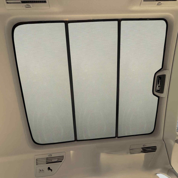 Preview: VW T7 STM STN sunclip Sonnenschutz panoramadach