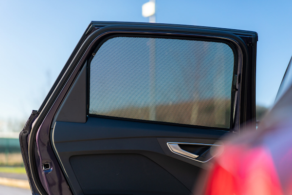 Car shades Sonnenschutz Audi Q4 Tür hinten