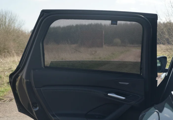 Car Shades Sun protection Audi Q6 Rear door window
