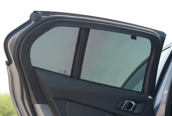Car shades Sonnenschutz BMW 1er F70 Tür hinten