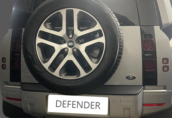 Loading sill protection Land Rover Defender L663