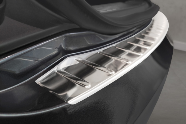 Tesla S Stainless Steel Rearguard
