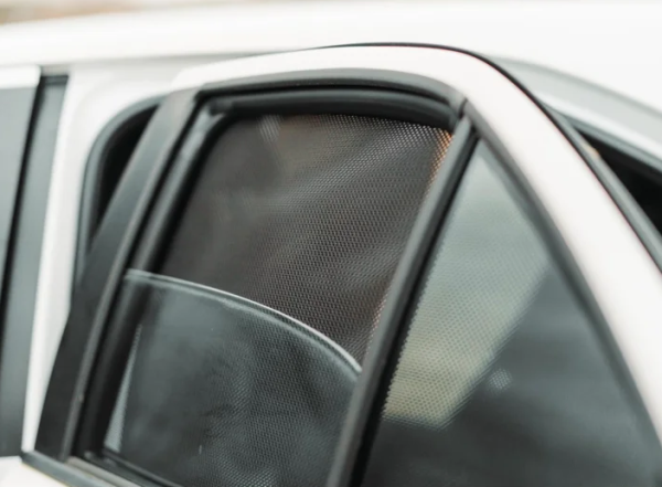 Car Shades Sun protection Toyota Yaris Cross rear door window