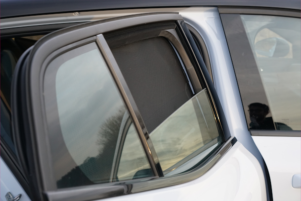 Sonnenschutz Volvo EX40 536